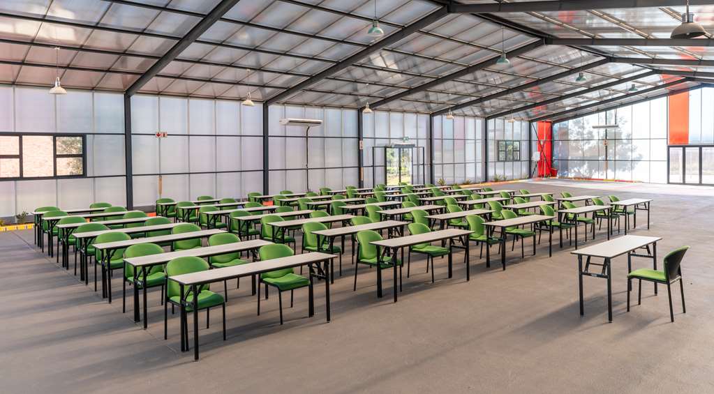 Фото Park Inn by Radisson Polokwane