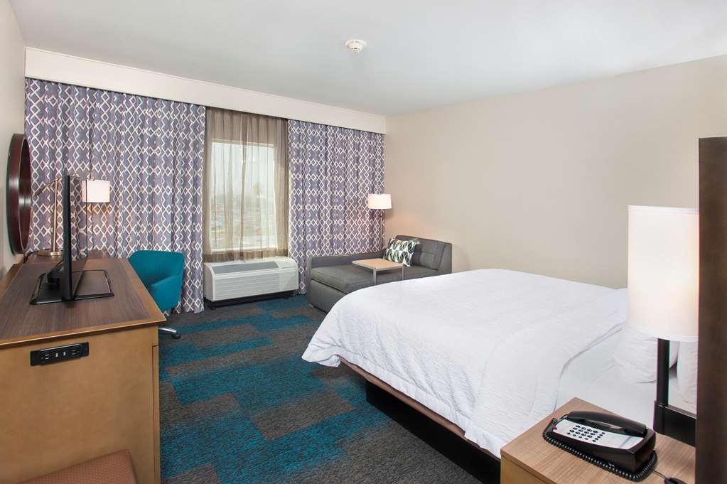 Фото Hampton Inn & Suites Lax El Segundo