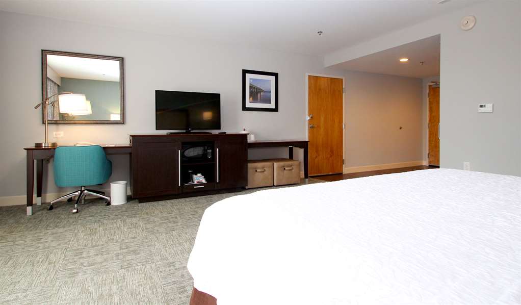 Фото Hampton Inn Suffolk