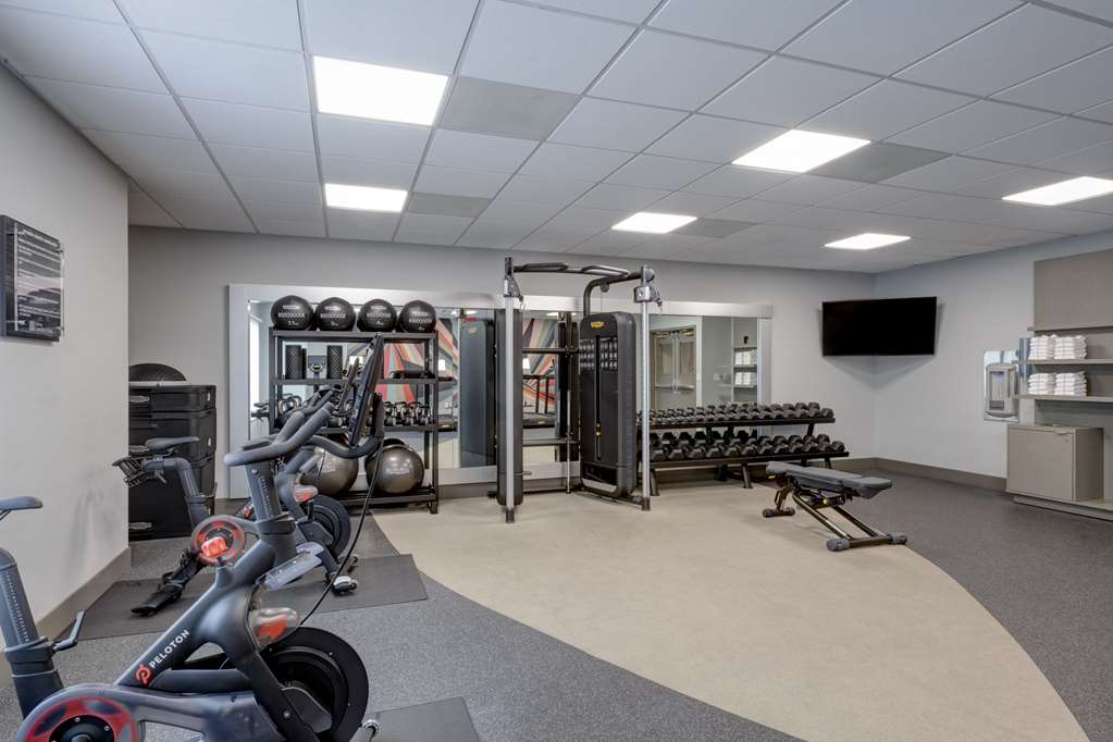 Фото Hilton Garden Inn Anaheim/Garden Grove