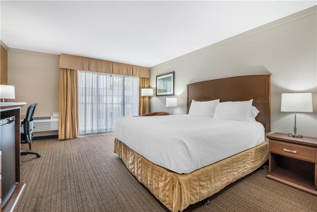 Фото Best Western The Westerly Hotel