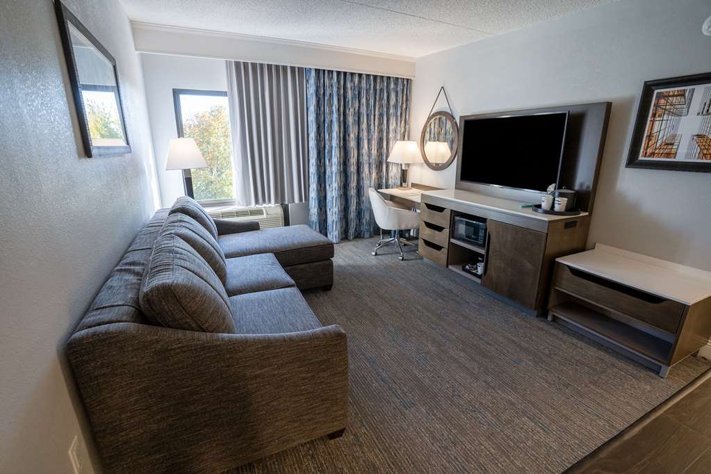 Фото Hampton Inn & Suites Fairfield