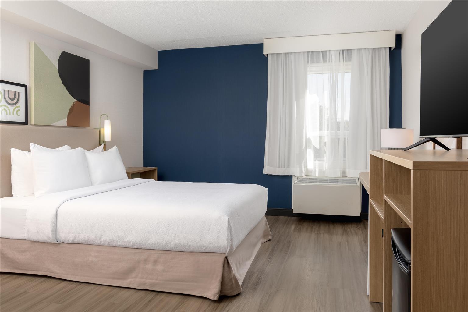 Фото Quality Inn Airport West