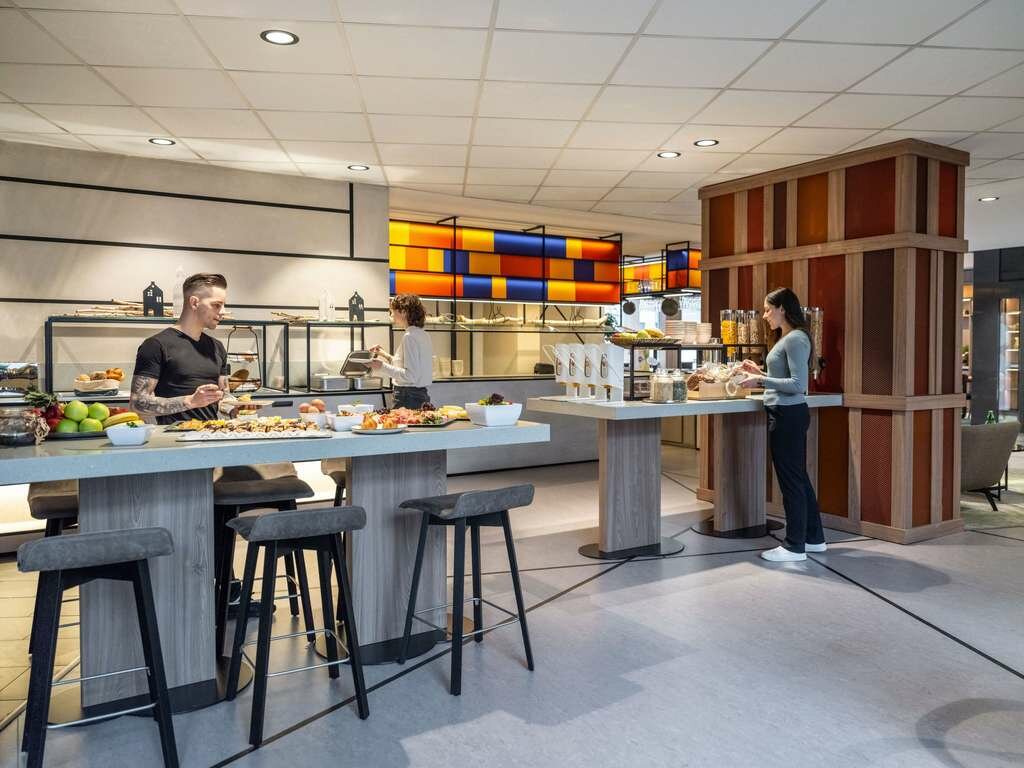 Фото Novotel Suites Wien City Donau