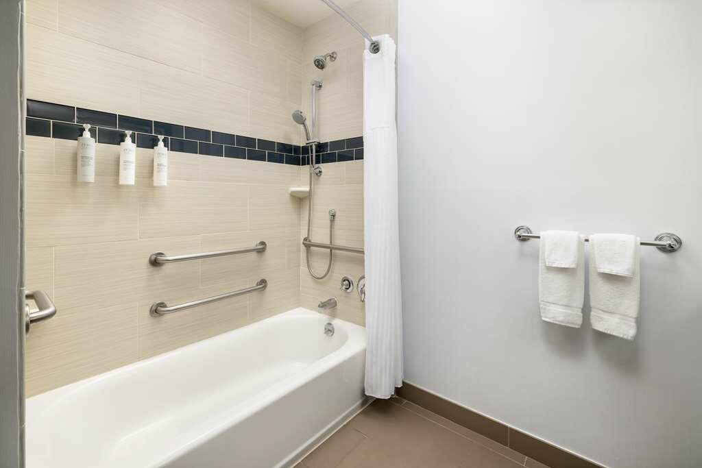 Фото Hilton Garden Inn Palo Alto