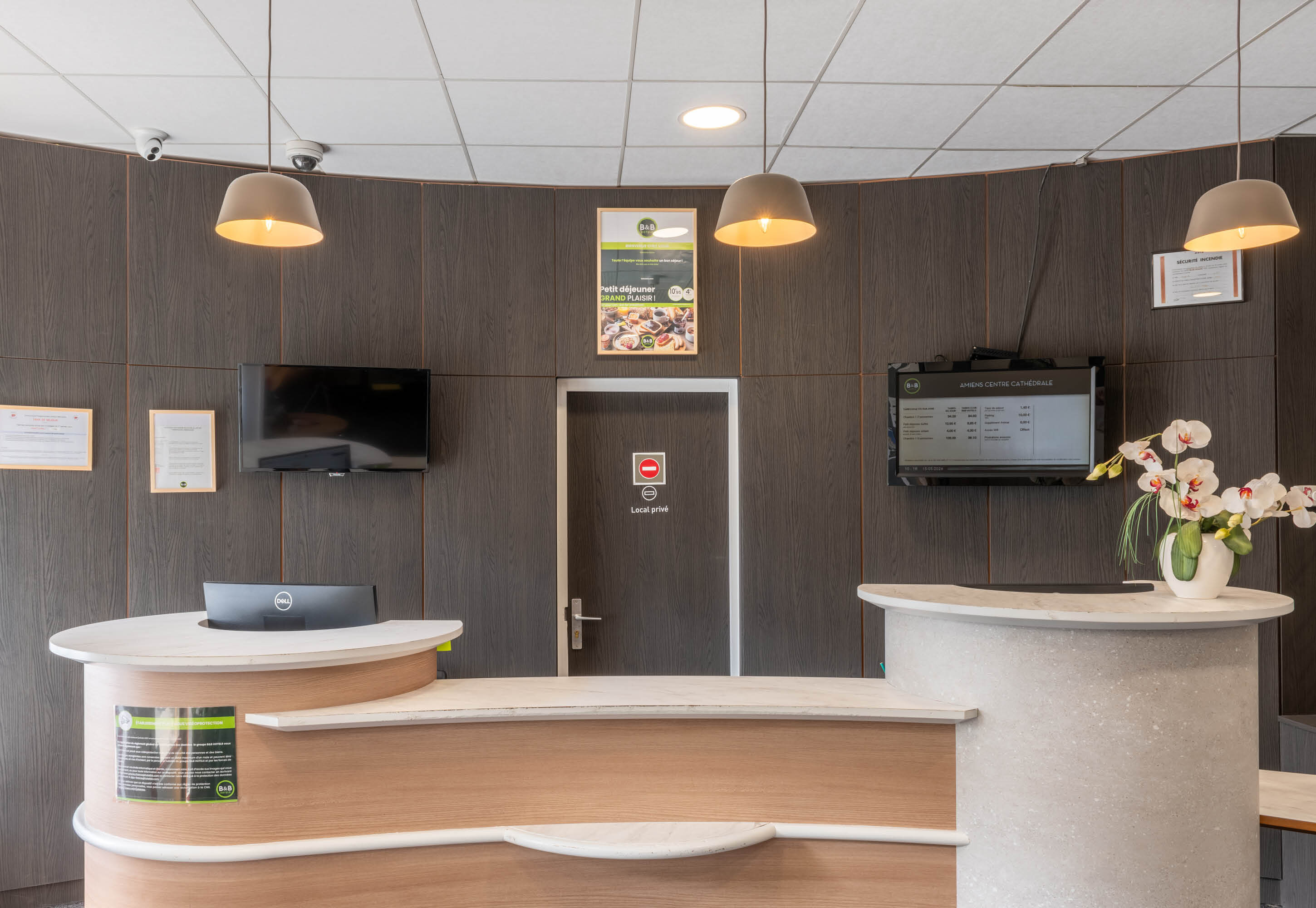 Фото B&b Hotel Amiens Centre Cathédrale