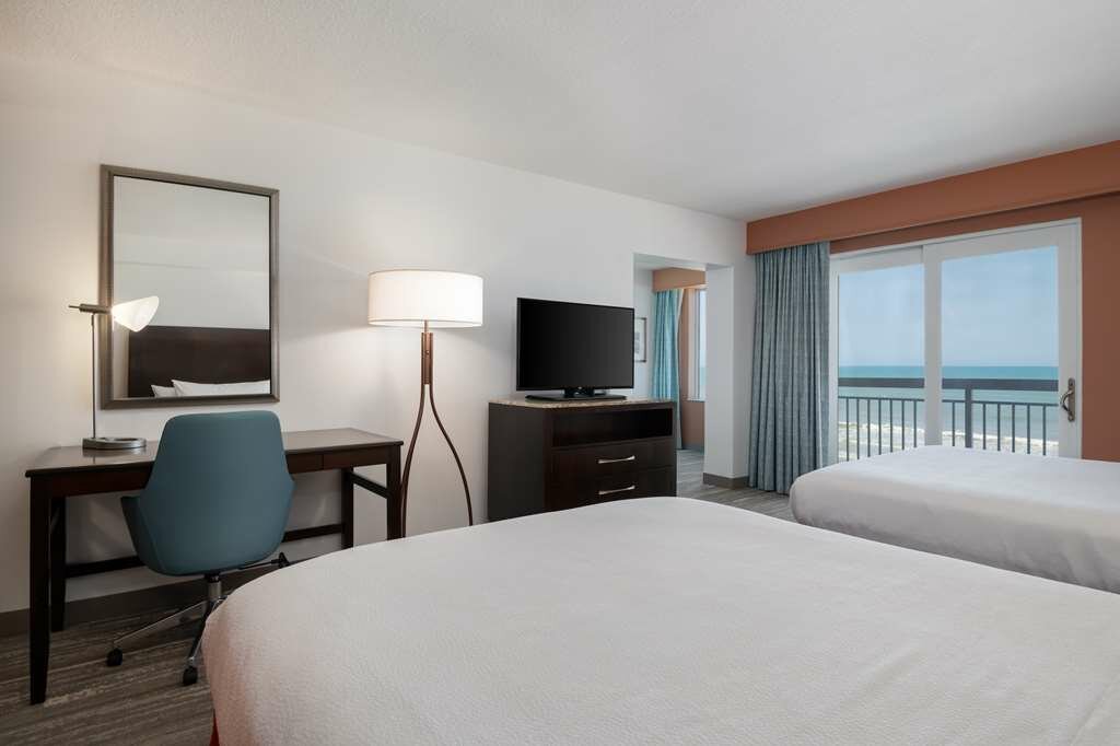 Фото Hilton Garden Inn Daytona Beach Oceanfront