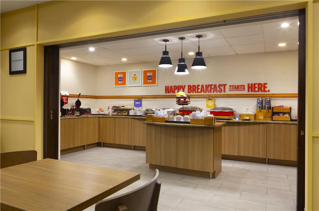 Фото Hampton Inn & Suites Tampa-North