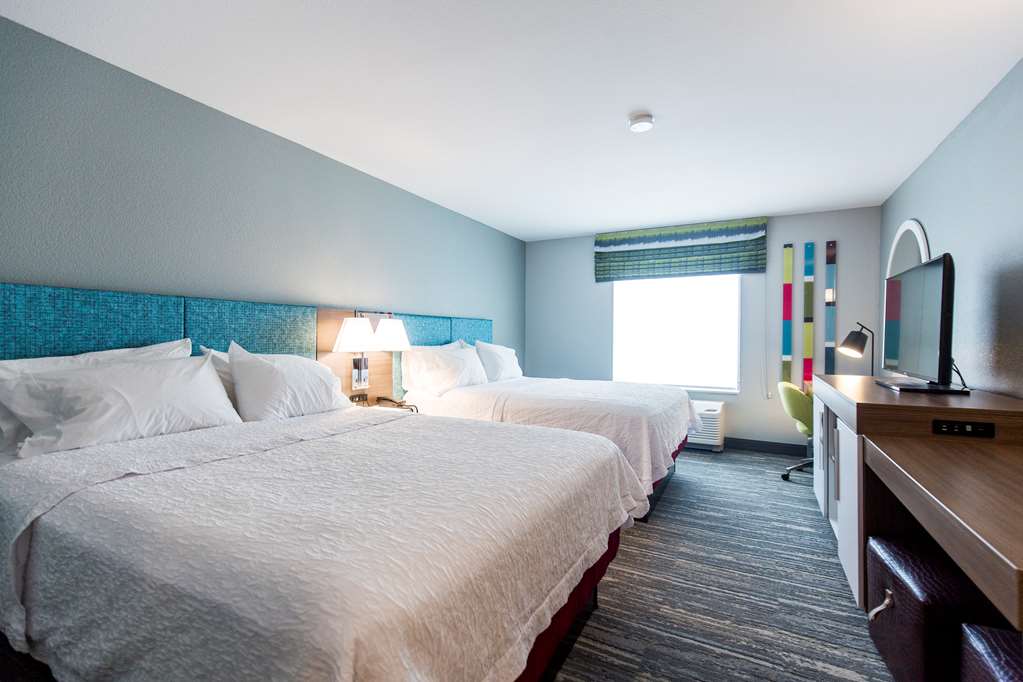 Фото Hampton Inn Bismarck