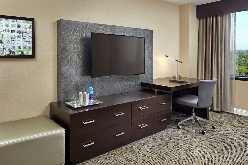 Фото Hilton Houston Plaza/Medical Center