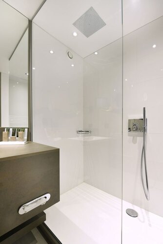 Гостиница Van Der Valk Hotel Charleroi Airport в Шарлеруа