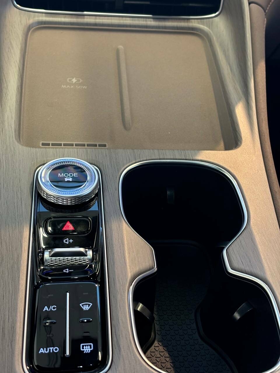 photo Автобан Tenet