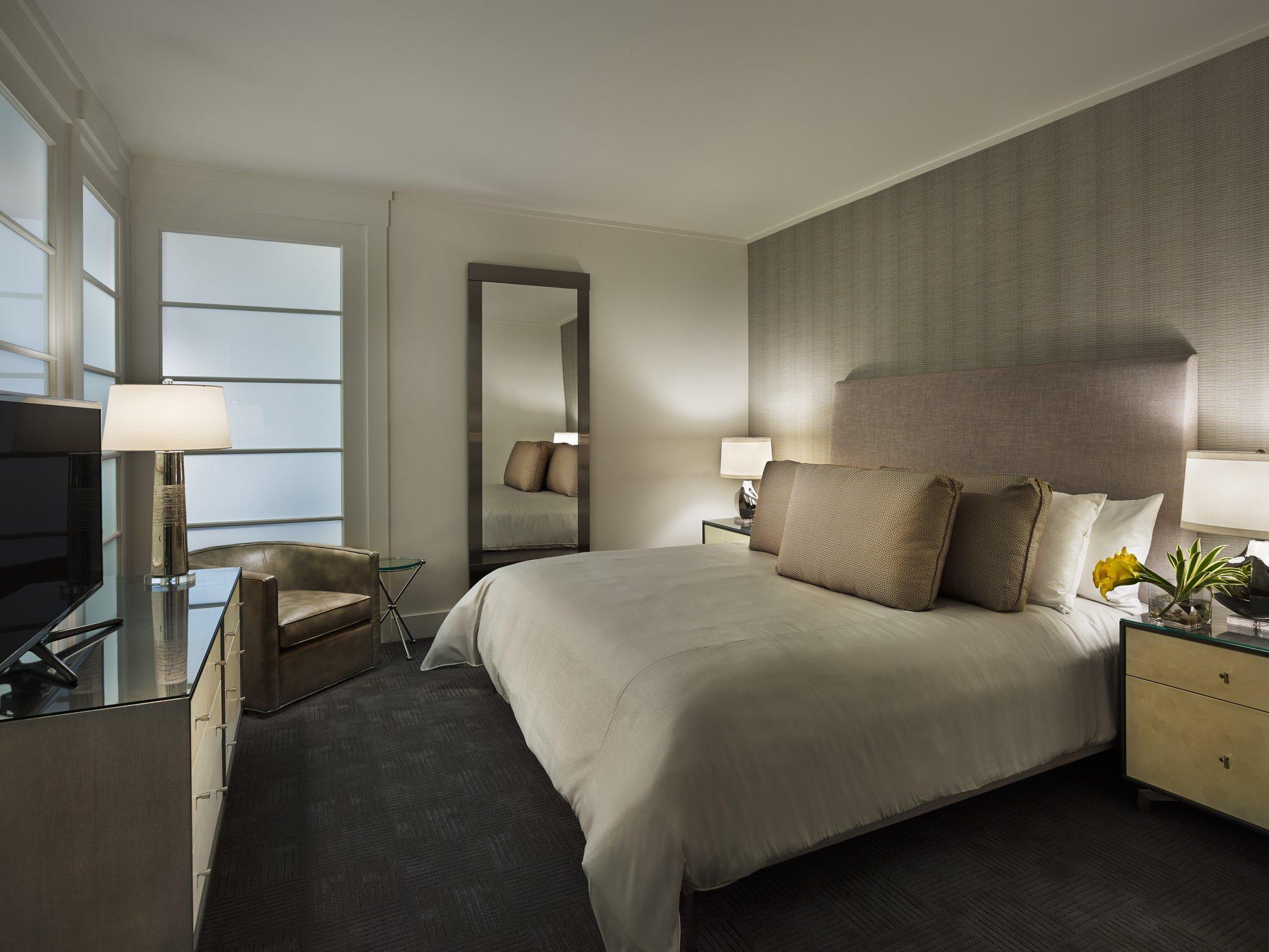 Фото Aka White House