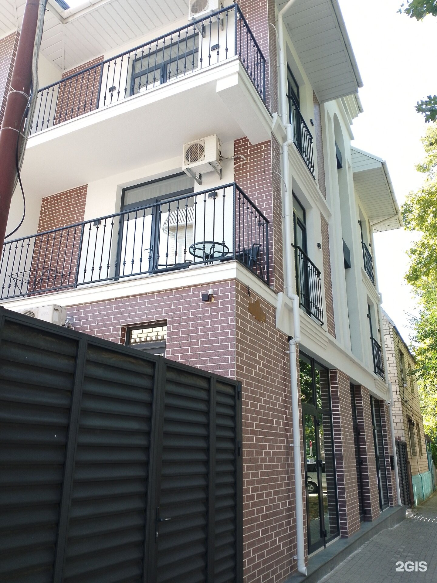 Фото Карс Делюкс