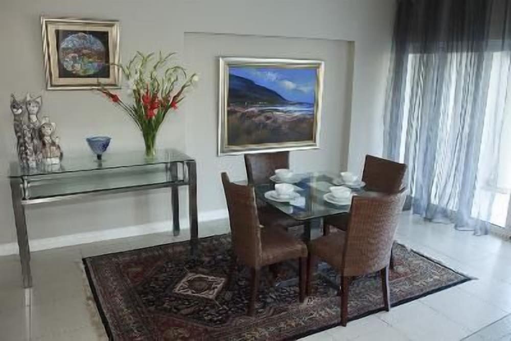 Фото Seaview Manor Exquisite Bed & Breakfast