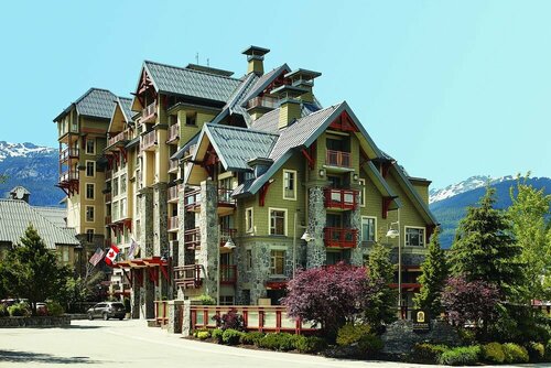 Внешний вид отеля Pan Pacific Whistler Village Centre в Муниципалитете курорте Уистлере, фото 1