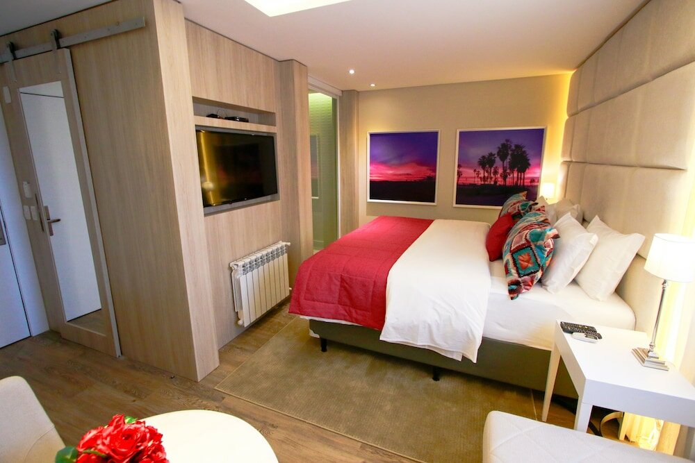 Фото Hotel Cercano
