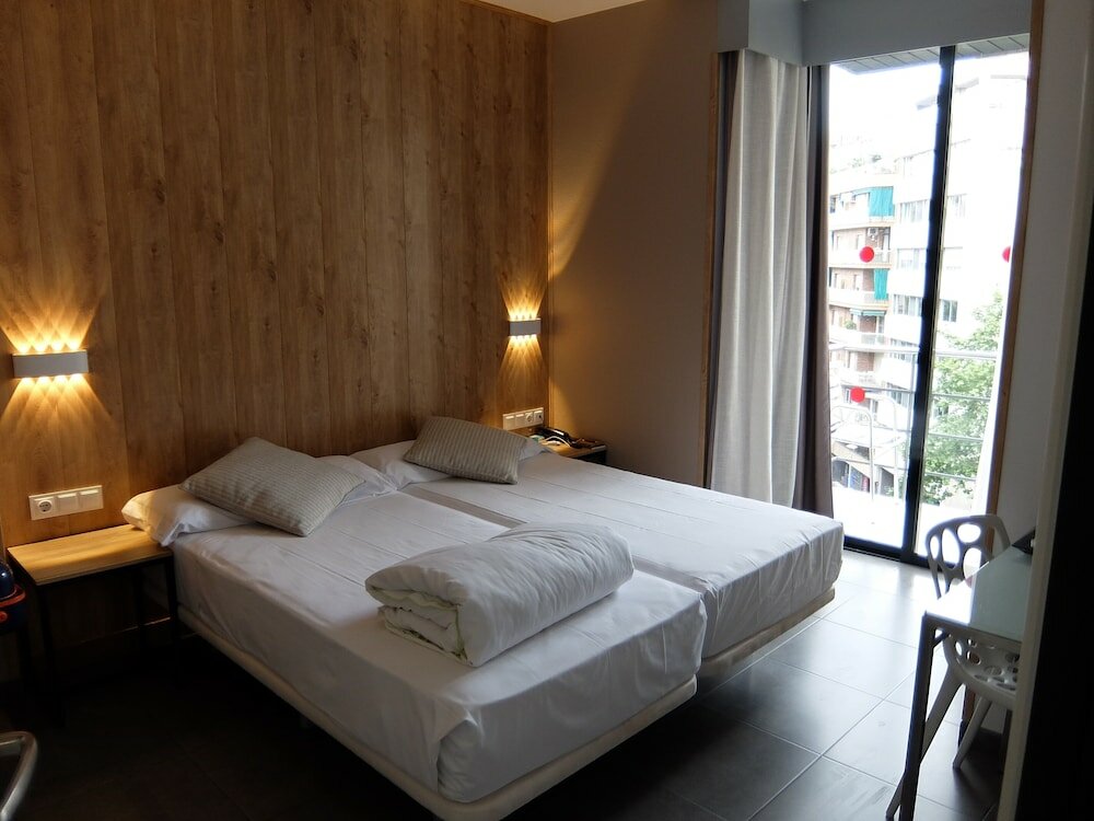 Фото Hotel Medicis