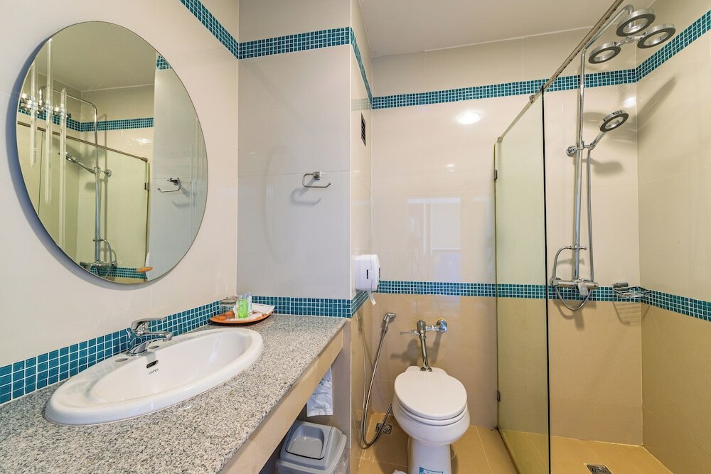 Фото Thong Tarin Hotel