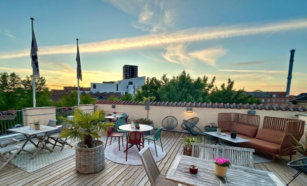 Фото отеля 3