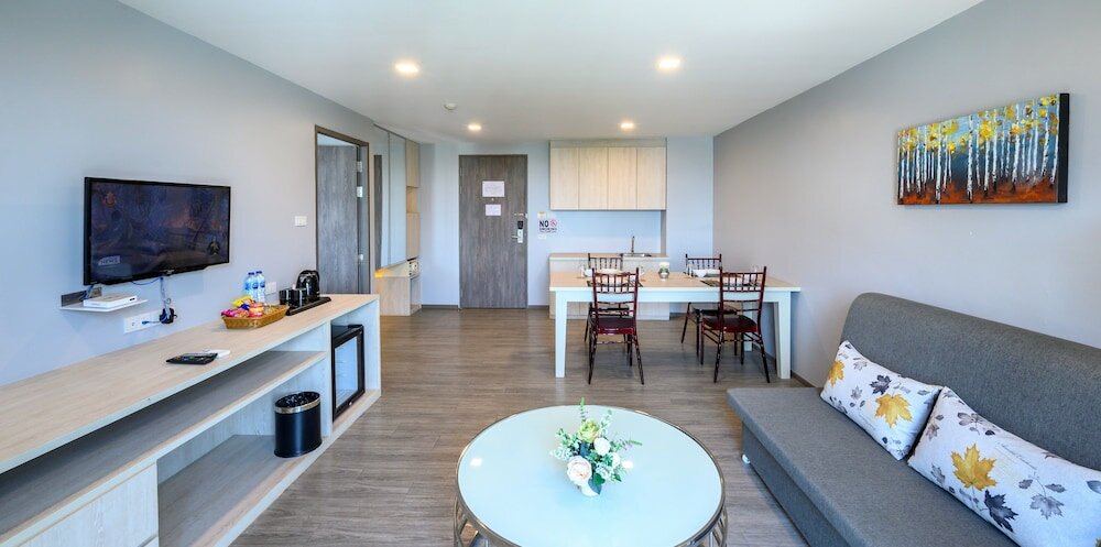 Фото Iwish Hotel