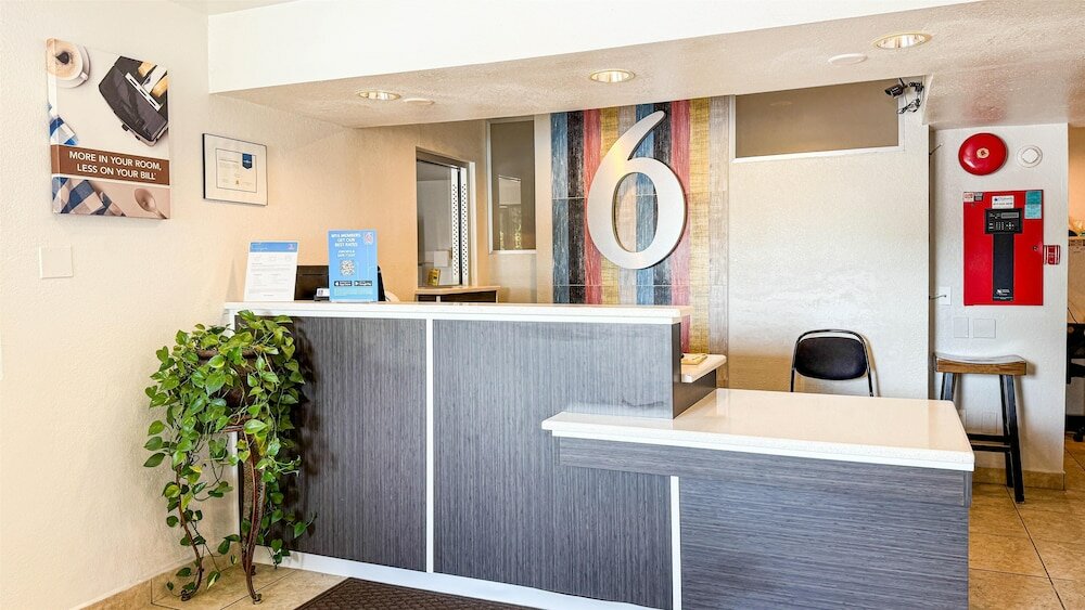 Фото Studio 6 Grand Prairie, Tx