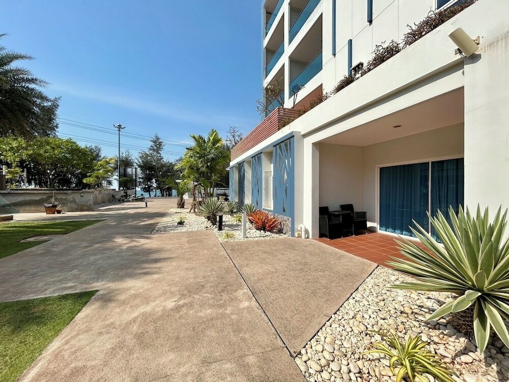 Фото GrandBlue Resort