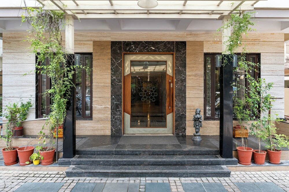 Фото Amantra Comfort Hotel