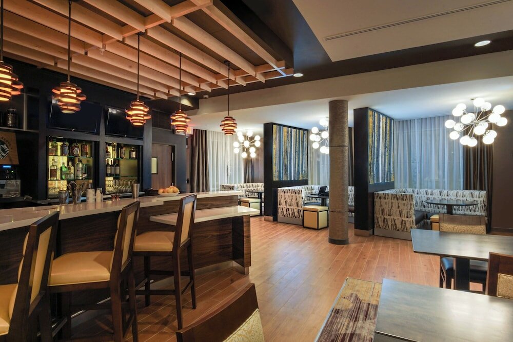 Фото Courtyard by Marriott Lenox Berkshires