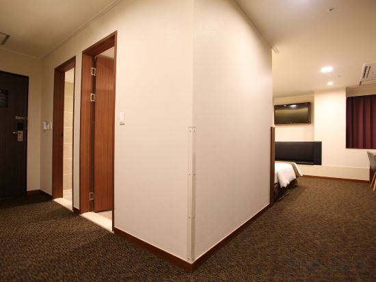 Фото Hotel Skypark Myeongdong II