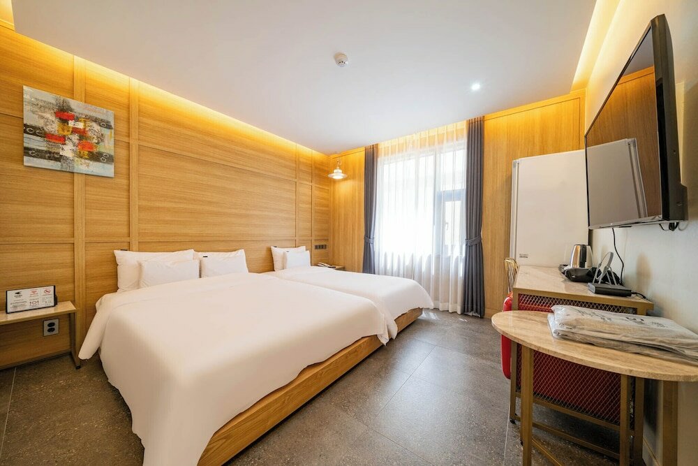 Фото Divine Hotel