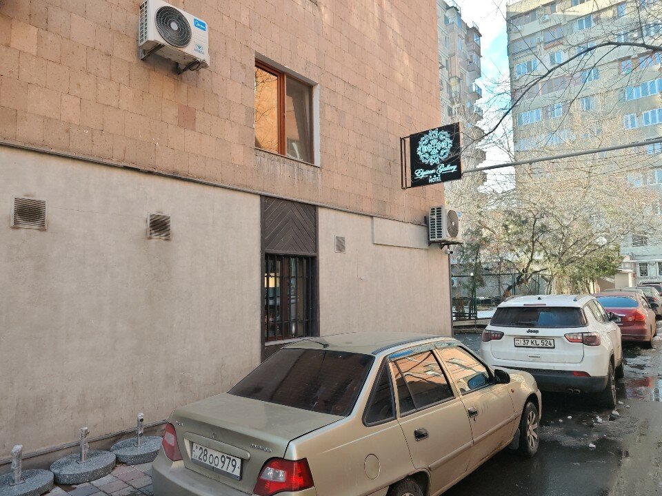 Фото Elysium Gallery