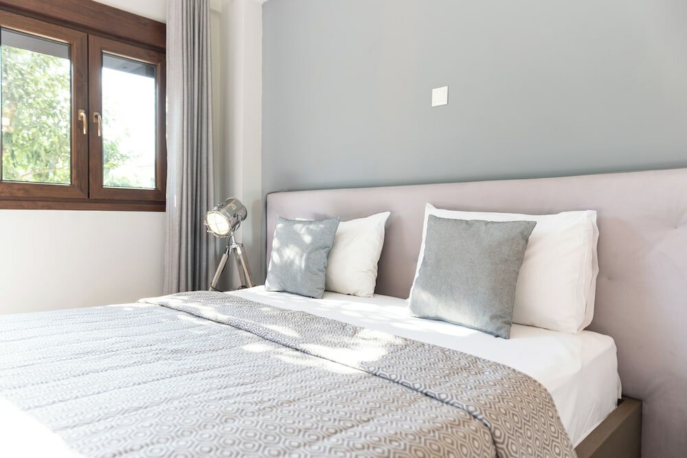 Фото Stamos Hotel