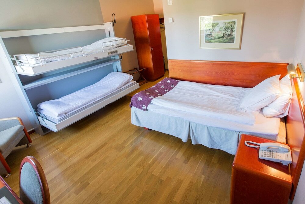 Фото Quality Hotel Royal Corner