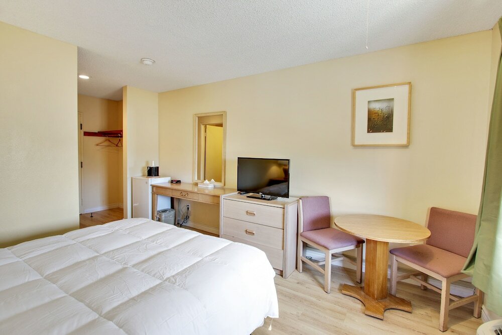 Фото Rotex Western Inn