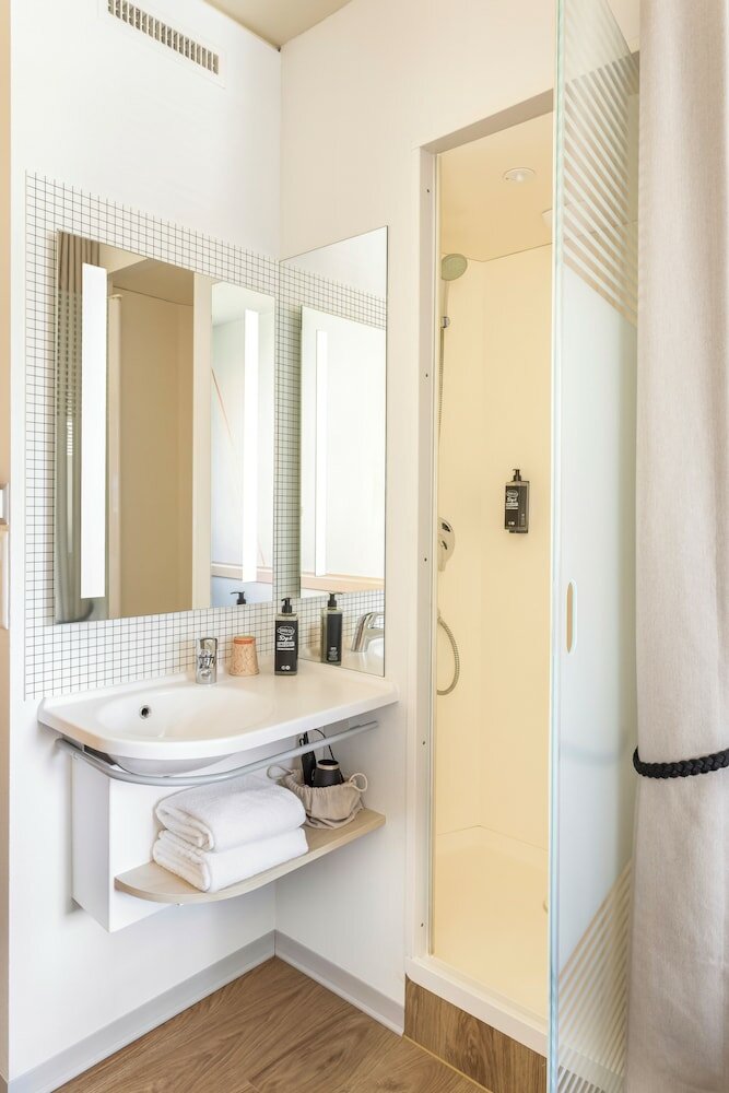 Фото Ibis budget Lugano Paradiso
