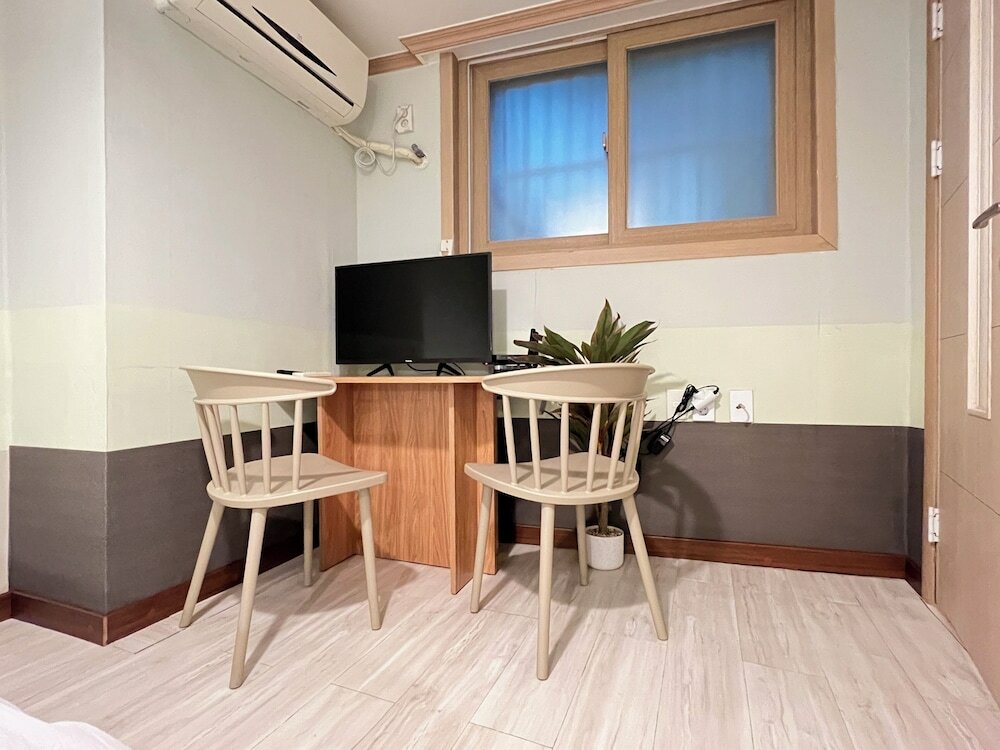 Фото Jnineguesthouse