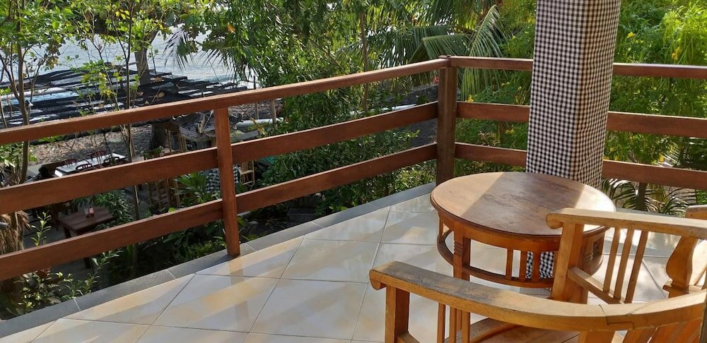 Фото Amed Sari Beach Guesthouse