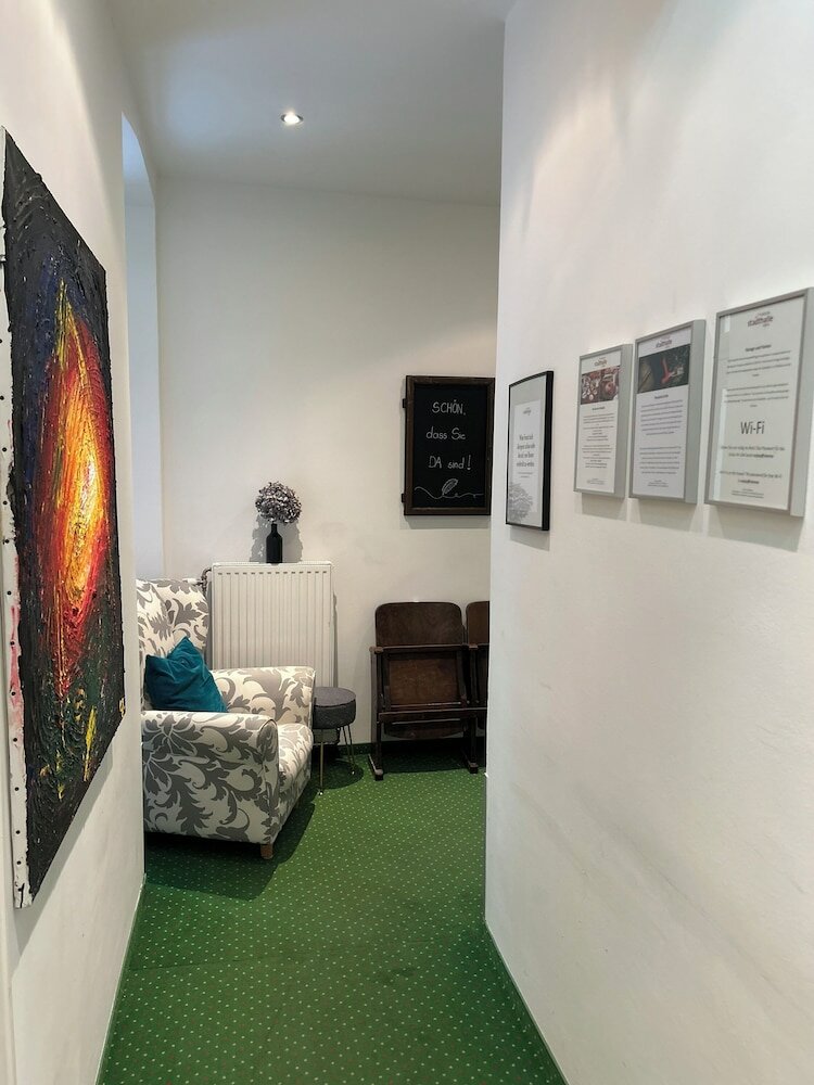 Фото Pension Stadthalle