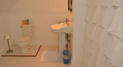 Гостиница The Londoner Bed & Breakfast в Брадентоне
