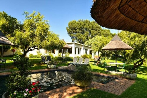 Внешний вид отеля CedarWoods of Sandton в Сандтоне, фото 2