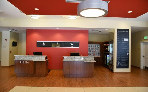 Гостиница TownePlace Suites Lawrence Downtown в Лоуренсе