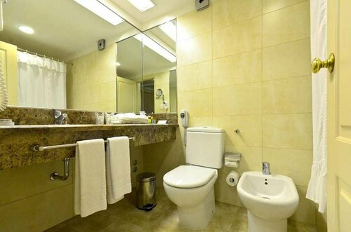 Гостиница Austral Express в Комодоро-Ривадавии