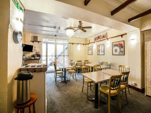 Гостиница Oyo Devine Beach Hotel в Саутенде-он-Си