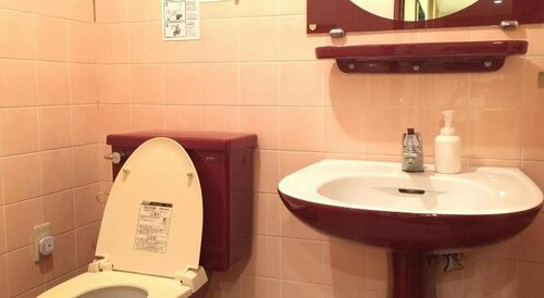 Гостиница Tsukiji Hostel Wakayama в Вакаяме