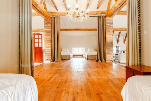 Гостиница Domaine de Roucayrols в Альби