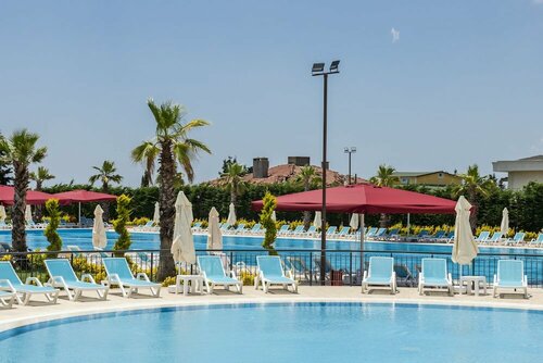 Гостиница Ramada Plaza Silivri by Wyndham в Эргене