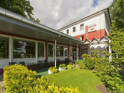 Гостиница Arena Hotel в Гельзенкирхене