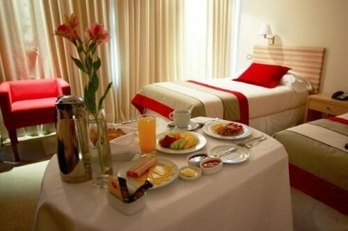 Гостиница Hotel Casino Talca в Тальке