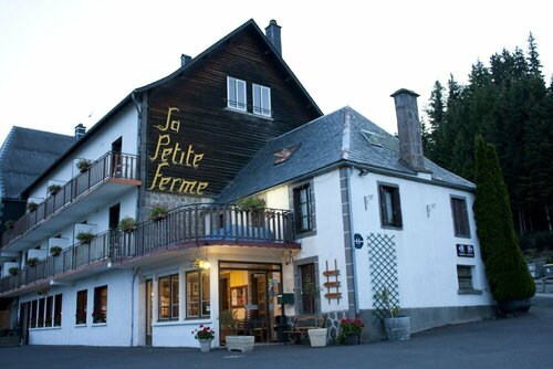 Гостиница Auberge De La Petite Ferme в Иссуаре